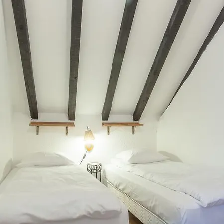 Floor Mansard - Mont Blanc Haven