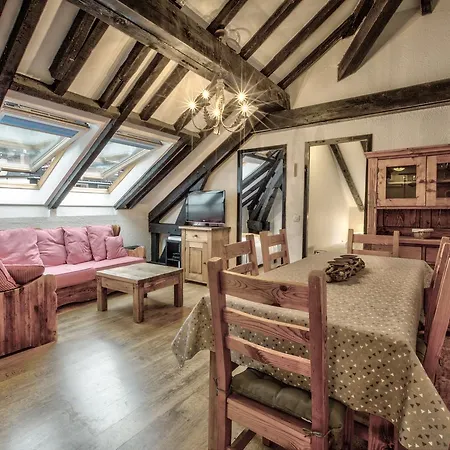 Floor Mansard - Mont Blanc Haven Apartment Chamonix