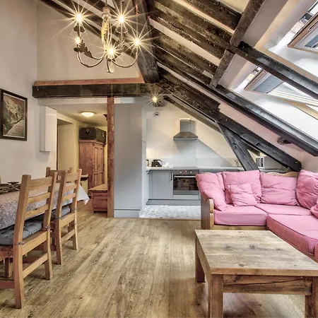 Floor Mansard - Mont Blanc Haven Apartment *